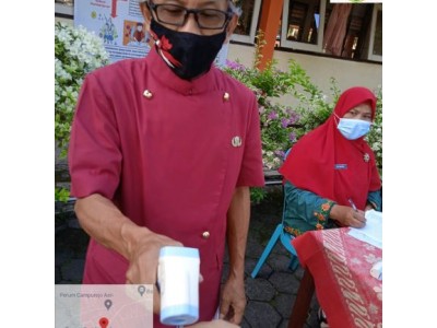 Cek Suhu dan Skrining Kesehatan