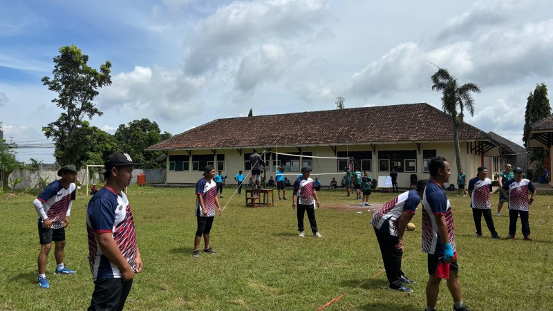 SMP Negeri 2 Boja Sukses Menjadi Tuan Rumah Lomba Bola Voli HUT PGRI ke-80