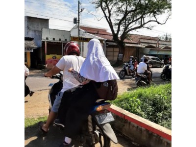 Siswa dijemput orang tua/wali siswa