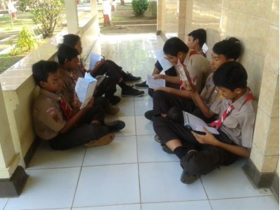 Literasi: gemar membaca