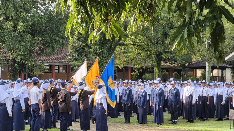 PELANTIKAN ANGGOTA OSIS SMP NEGERI 2 BOJA TAHUN AJARAN 2025/2026